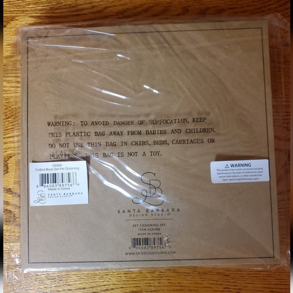 Santa Barbara Design Studio Pet Grooming Set & 2 Mud Pie Waste Bag Pouch… - Picture 3 of 7